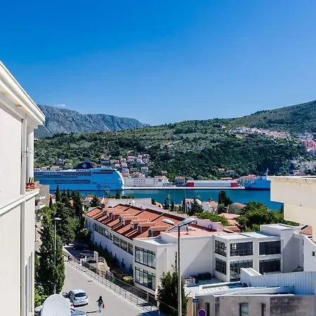 Kate With Free Parking Daire Dubrovnik